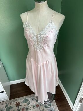 NWT Women's Pink Lace-Trim Satin Nightgown